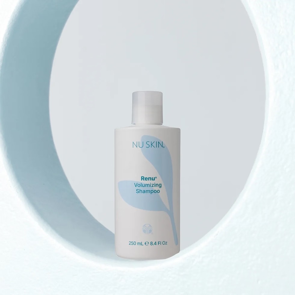 Nu Skin ReNu® Volumizing Shampoo – Sulfate-Free Shampoo for Volume & Shine 2 Nu Skin ReNu® Volumizing Shampoo – Sulfate-Free Shampoo for Volume & Shine - Image 2